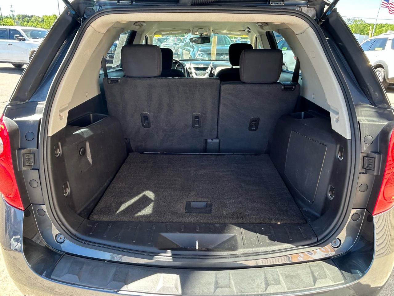 Used 2011 Chevrolet Equinox LS AWD/4WD image 16