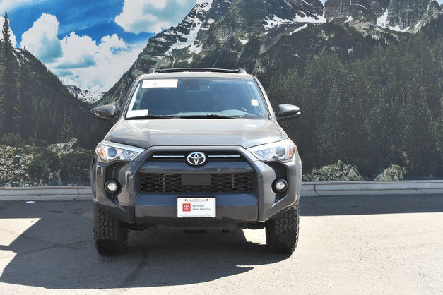 Certified 2024 Toyota 4Runner SR5 Premium w/ Moonroof Package AWD/4WD image 5