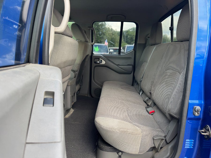 Used 2014 Nissan Frontier 4x4 Crew Cab image 16
