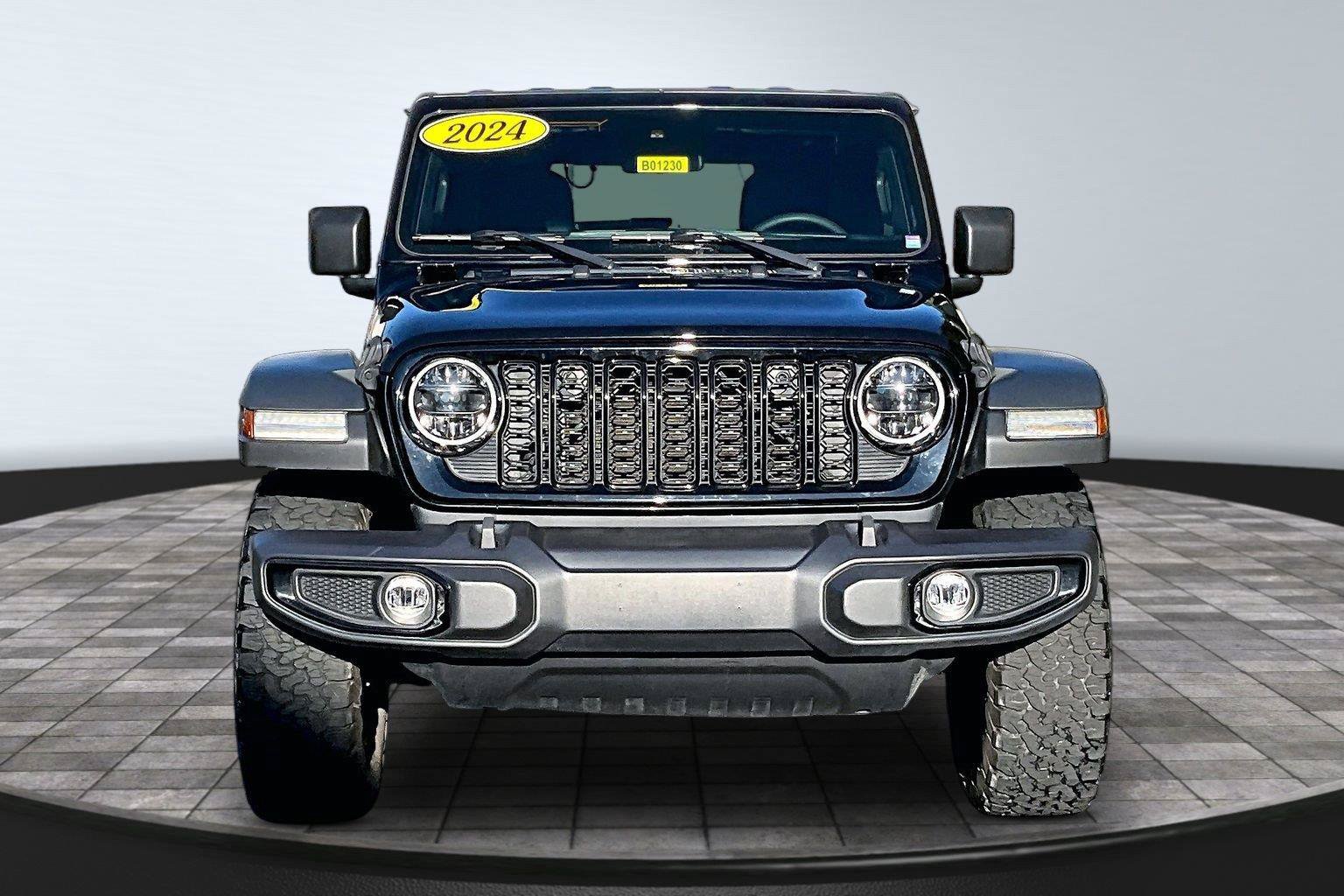 Certified 2024 Jeep Wrangler Sport AWD/4WD image 3