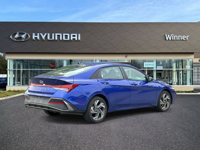 Certified 2025 Hyundai Elantra Sport FWD image 4