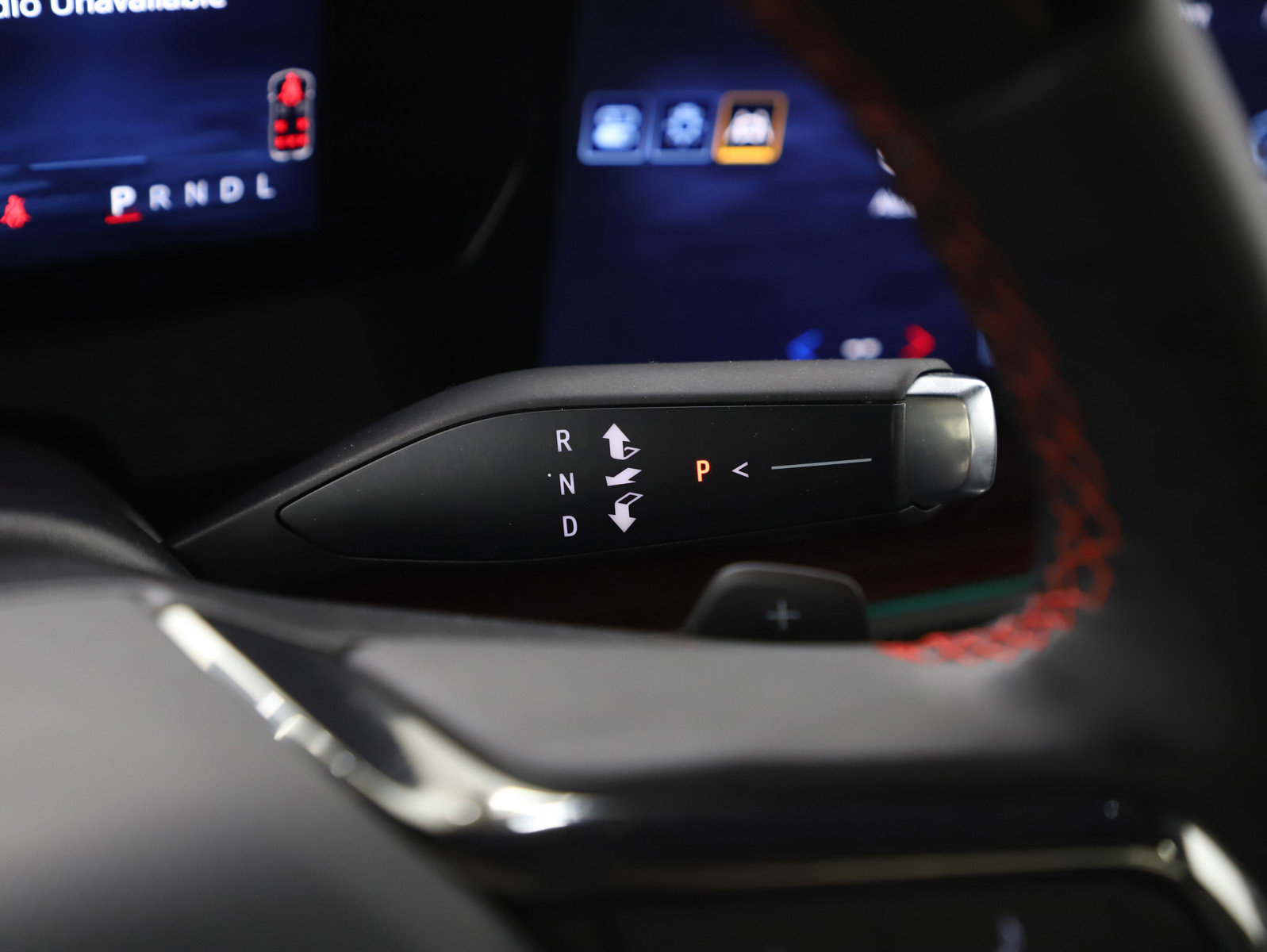 Used 2024 Chevrolet Traverse RS image 26