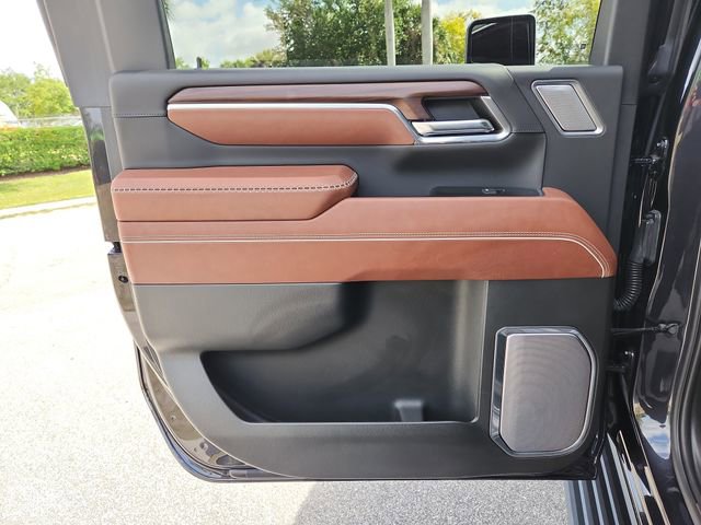 Certified 2024 GMC Sierra 3500 Denali Ultimate AWD/4WD image 7