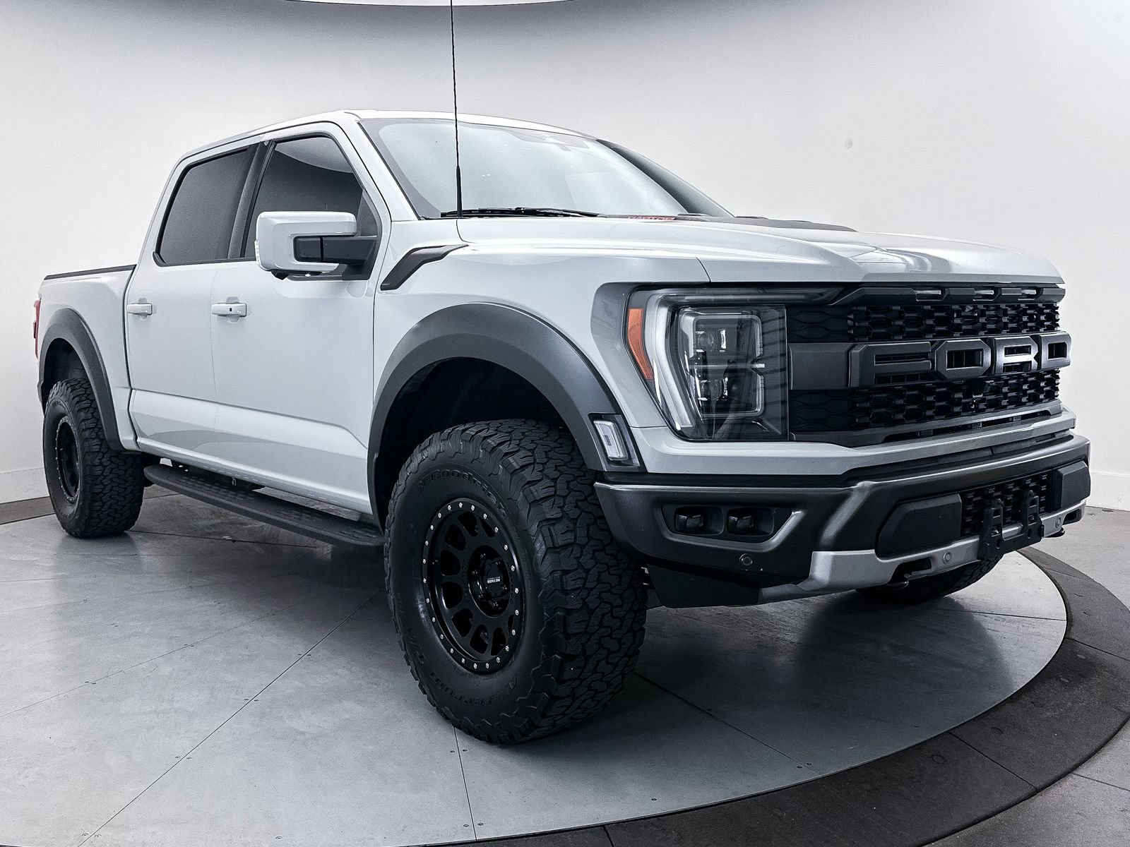 Used 2023 Ford F150 Raptor AWD/4WD image 10