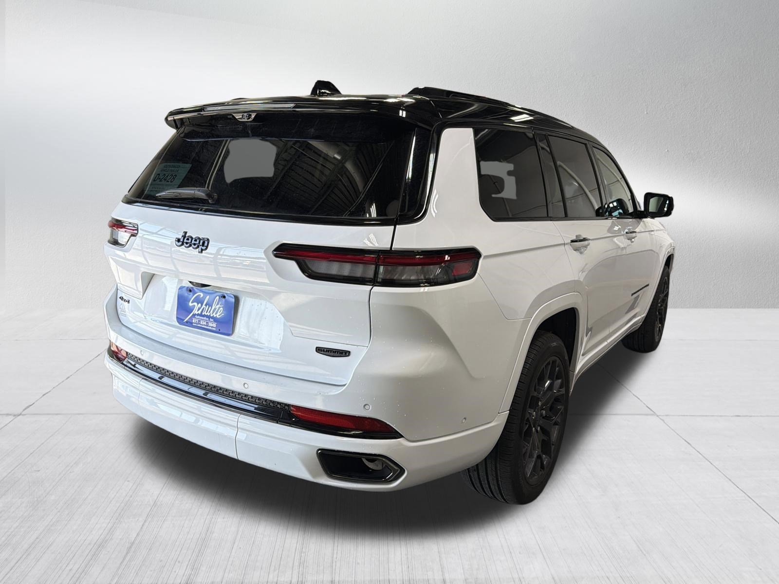 Used 2025 Jeep Grand Cherokee L Summit image 7