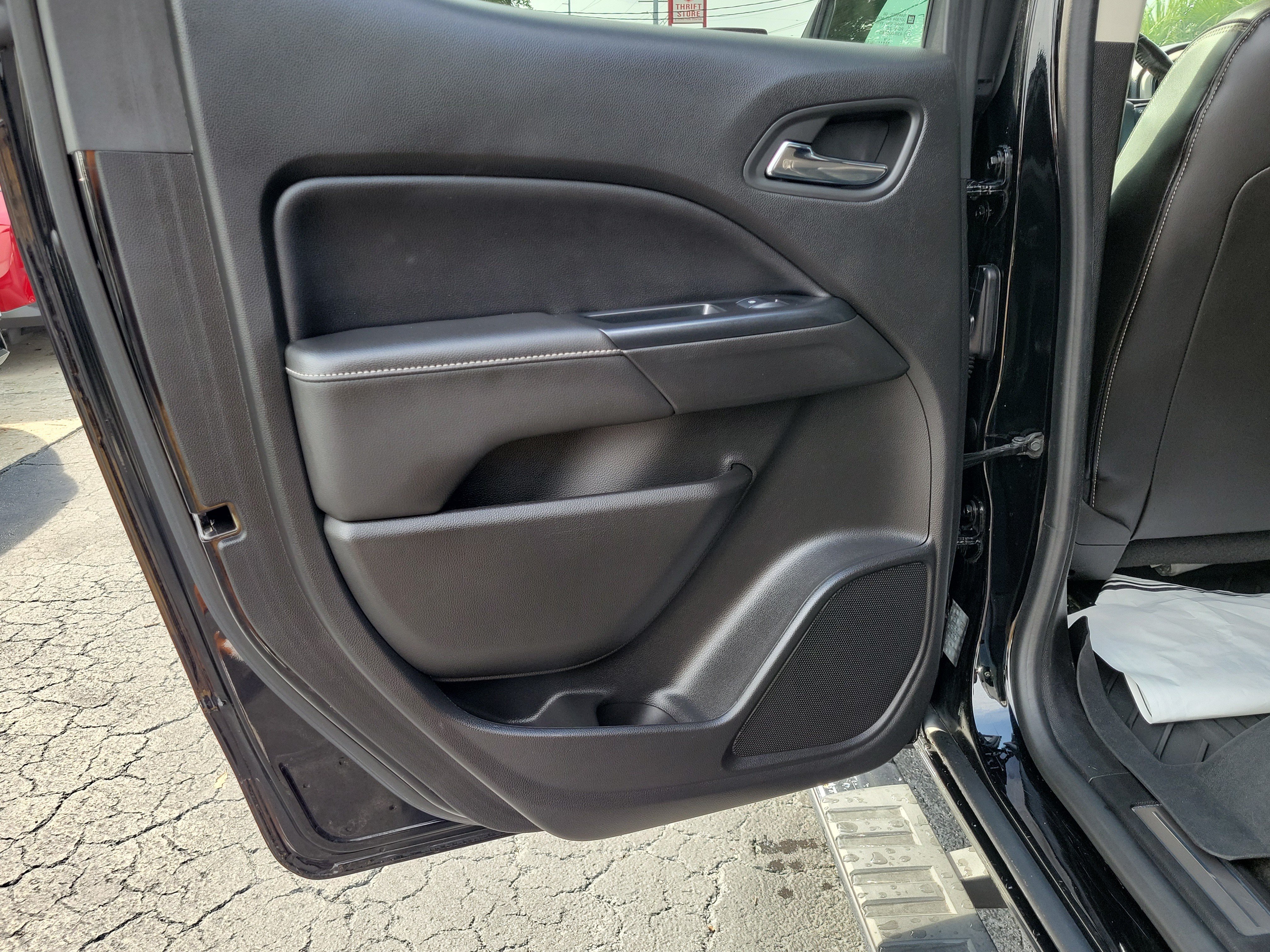 Used 2018 GMC Canyon Denali AWD/4WD image 10