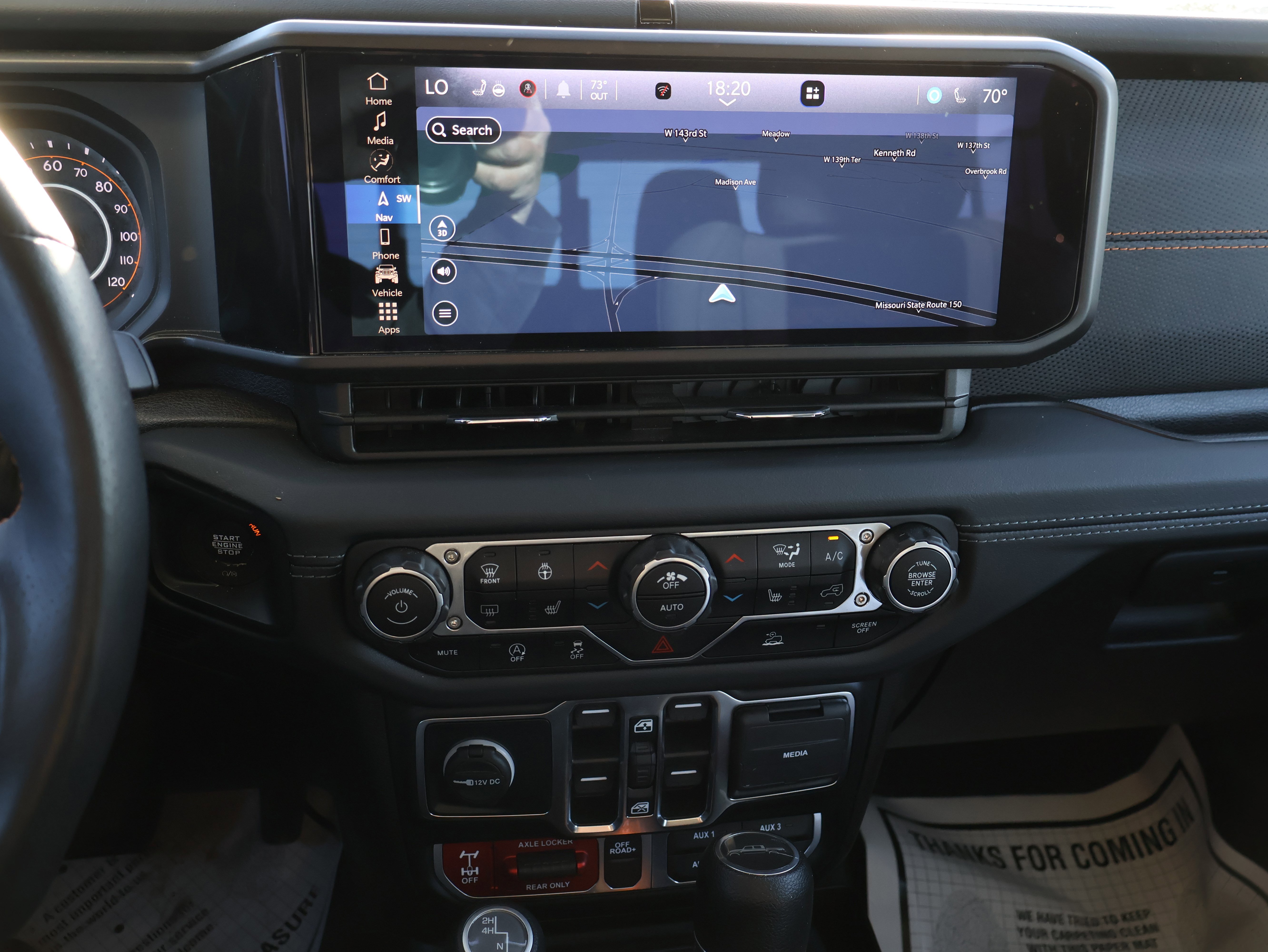 Used 2024 Jeep Gladiator Mojave w/ Technology Group image 24