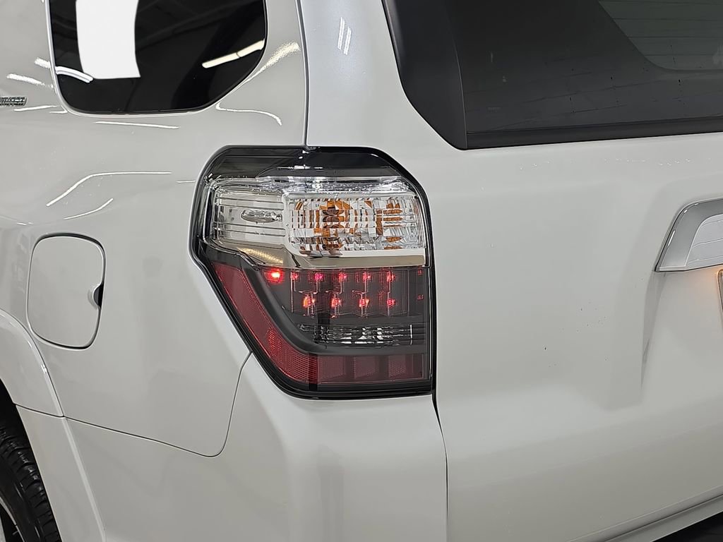 Used 2024 Toyota 4Runner Limited image 34