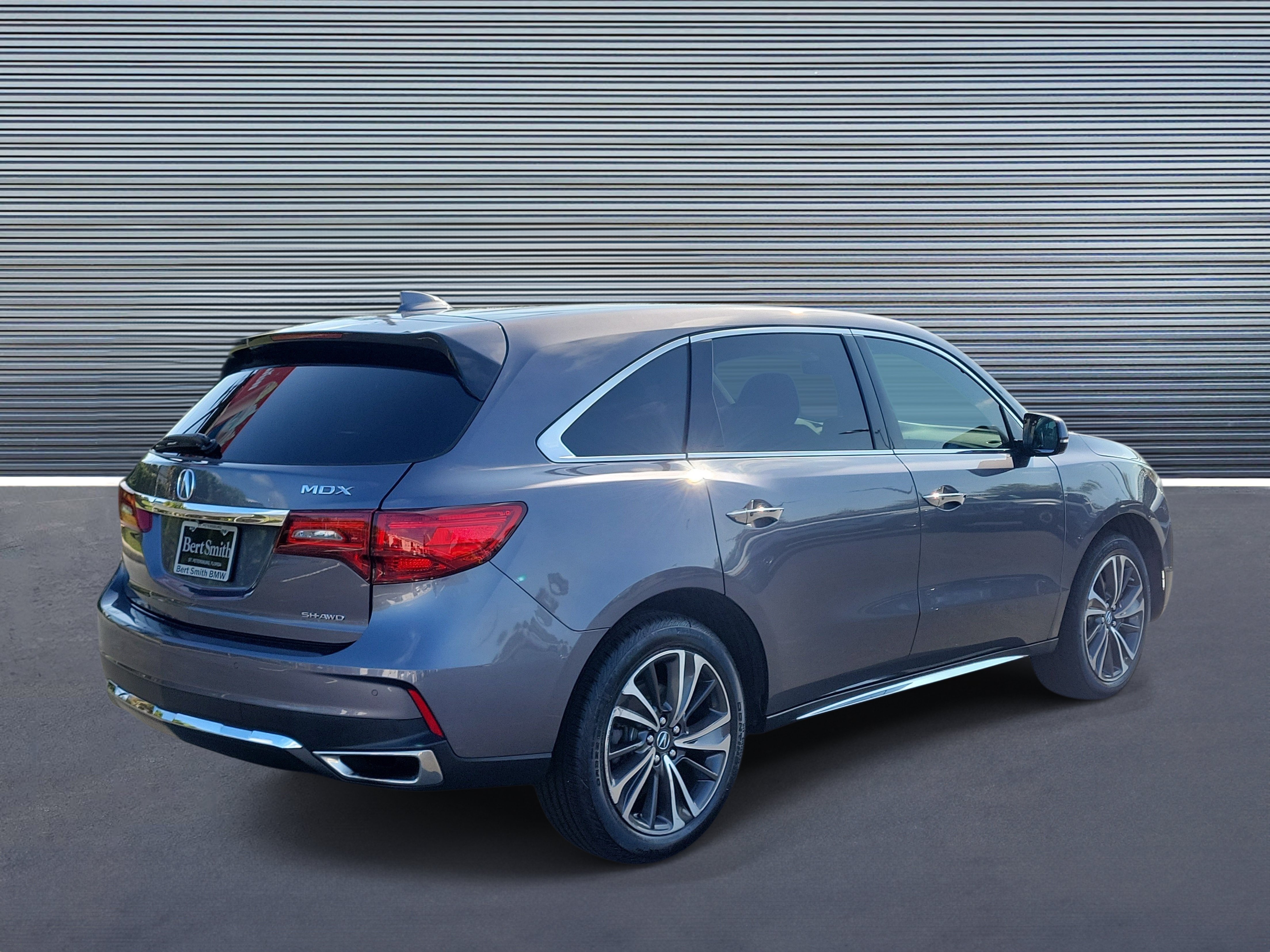 Used 2020 Acura MDX SH-AWD w/ Technology Package image 3