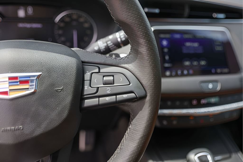 Used 2019 Cadillac XT4 Sport FWD image 16