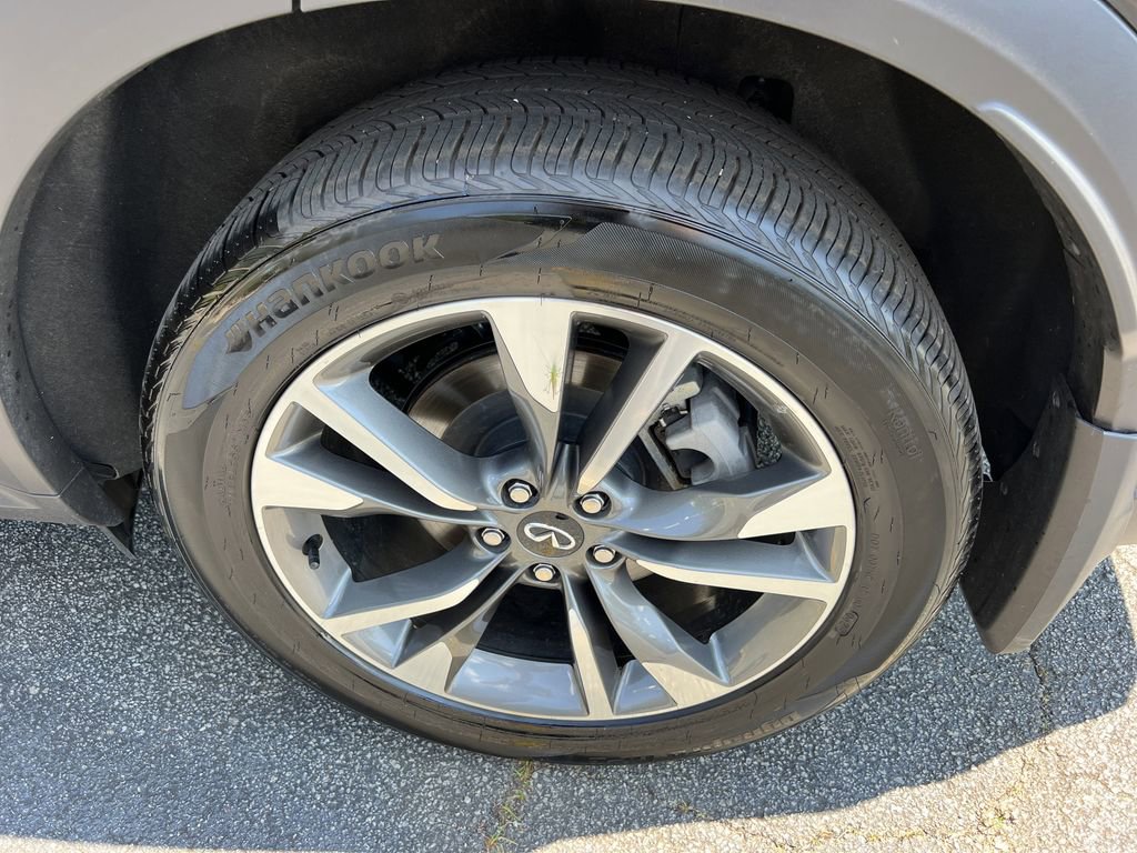 Used 2025 INFINITI QX60 Luxe image 16