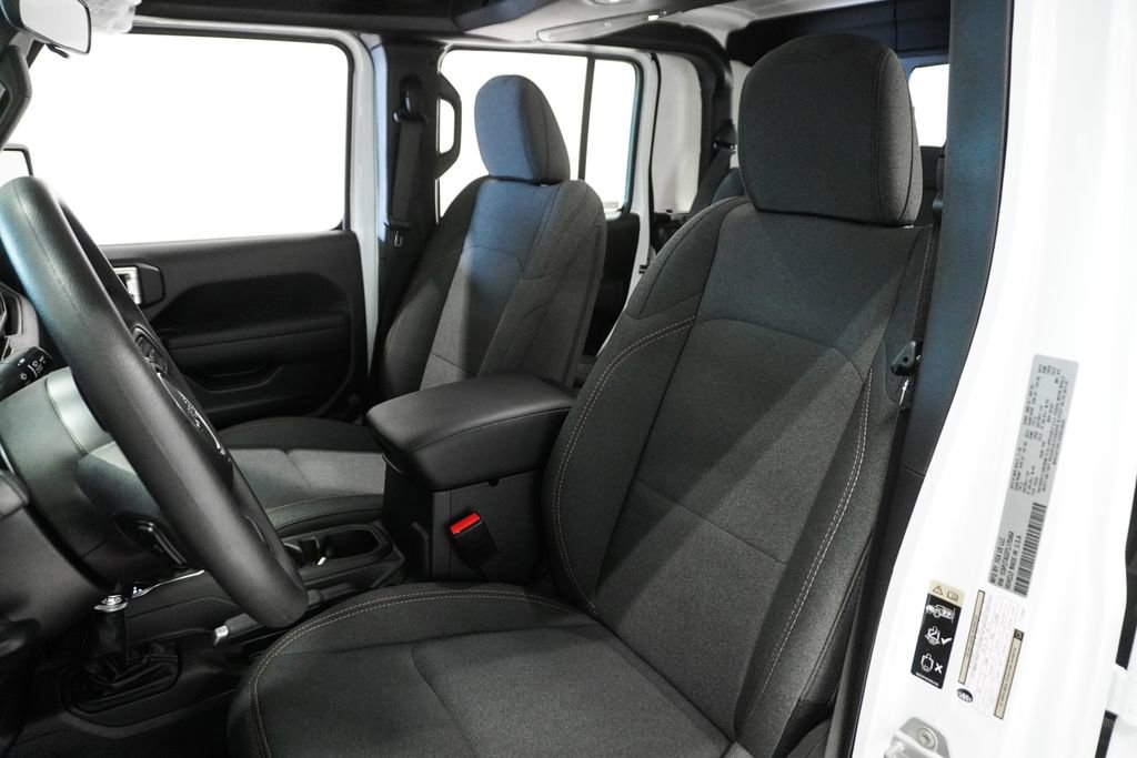 New 2026 Jeep Gladiator Sport image 10