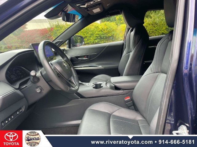 Used 2023 Toyota Venza Limited AWD/4WD image 16