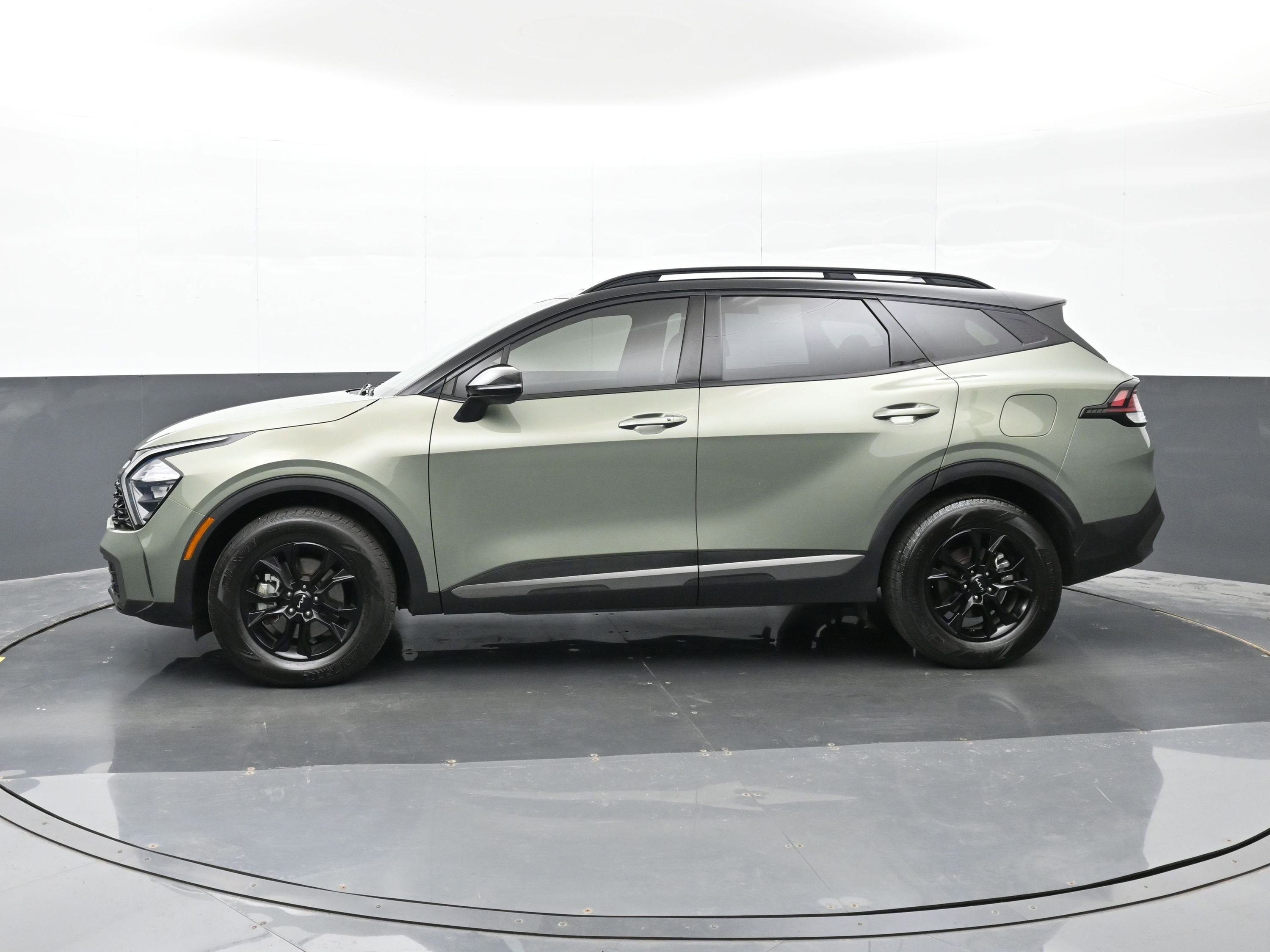 Used 2023 Kia Sportage X-Pro AWD/4WD image 9