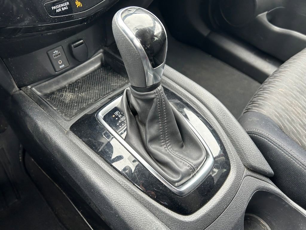 Used 2017 Nissan Rogue S image 14