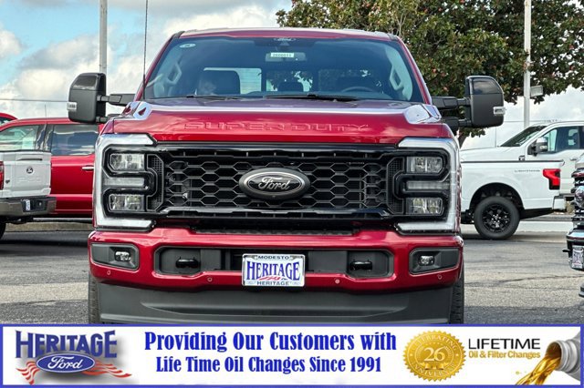 New 2026 Ford F250 Lariat w/ Black Appearance Package image 9