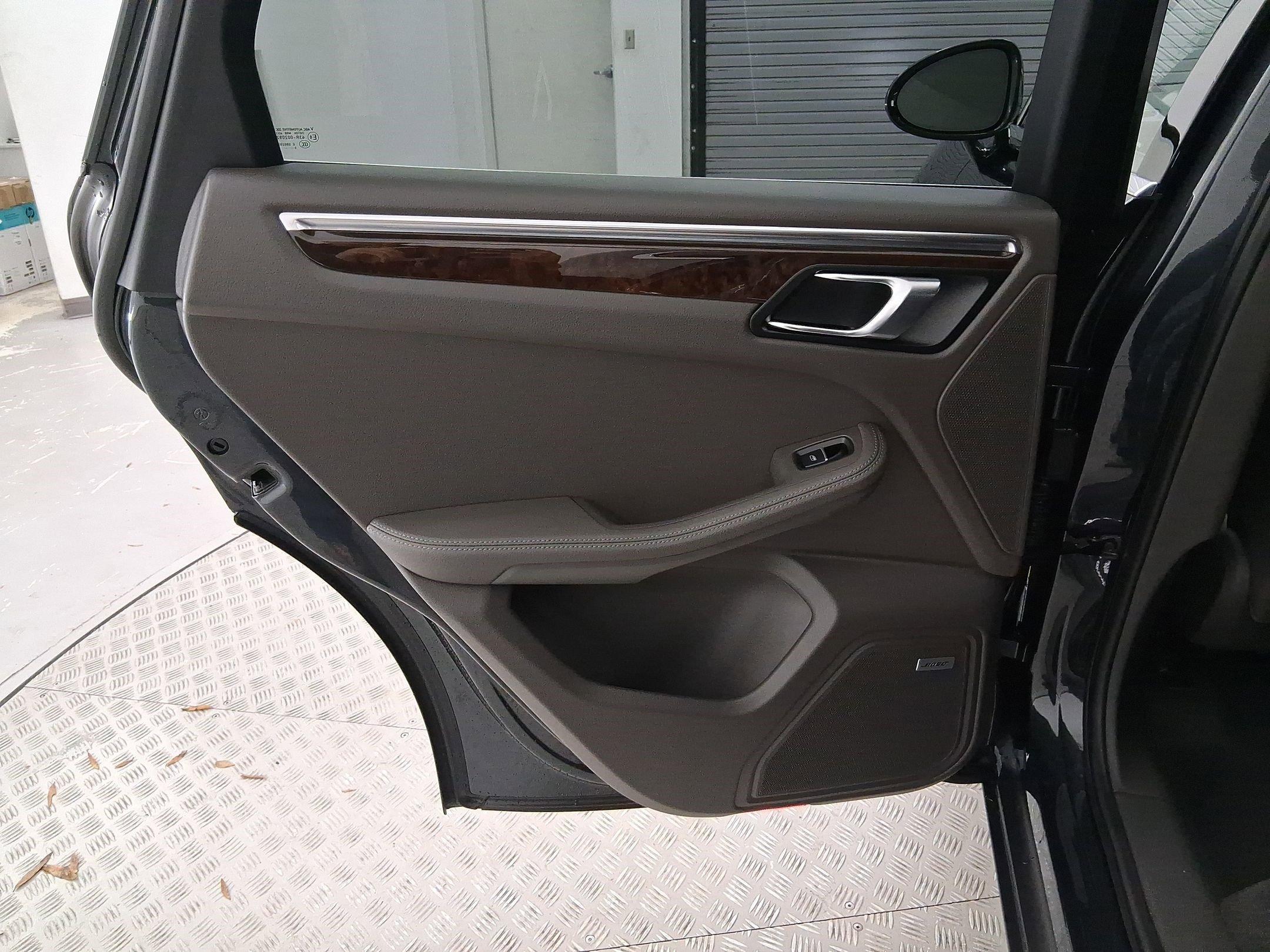 Used 2026 Porsche Macan image 30