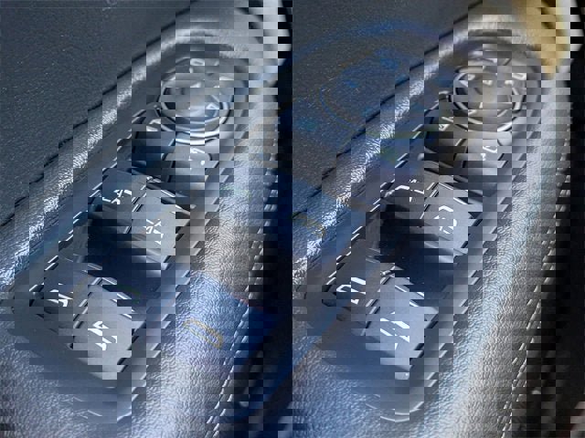 New 2025 Cadillac XT6 Luxury image 24