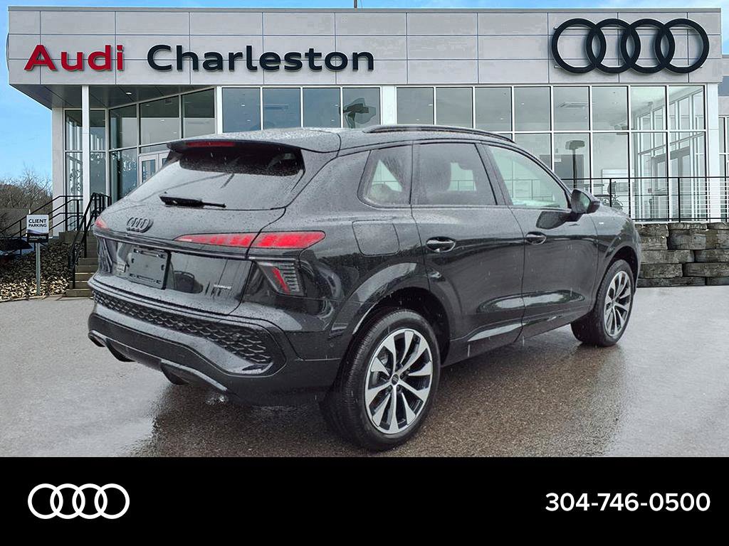 New 2026 Audi Q3 quattro 2.0T AWD/4WD image 3