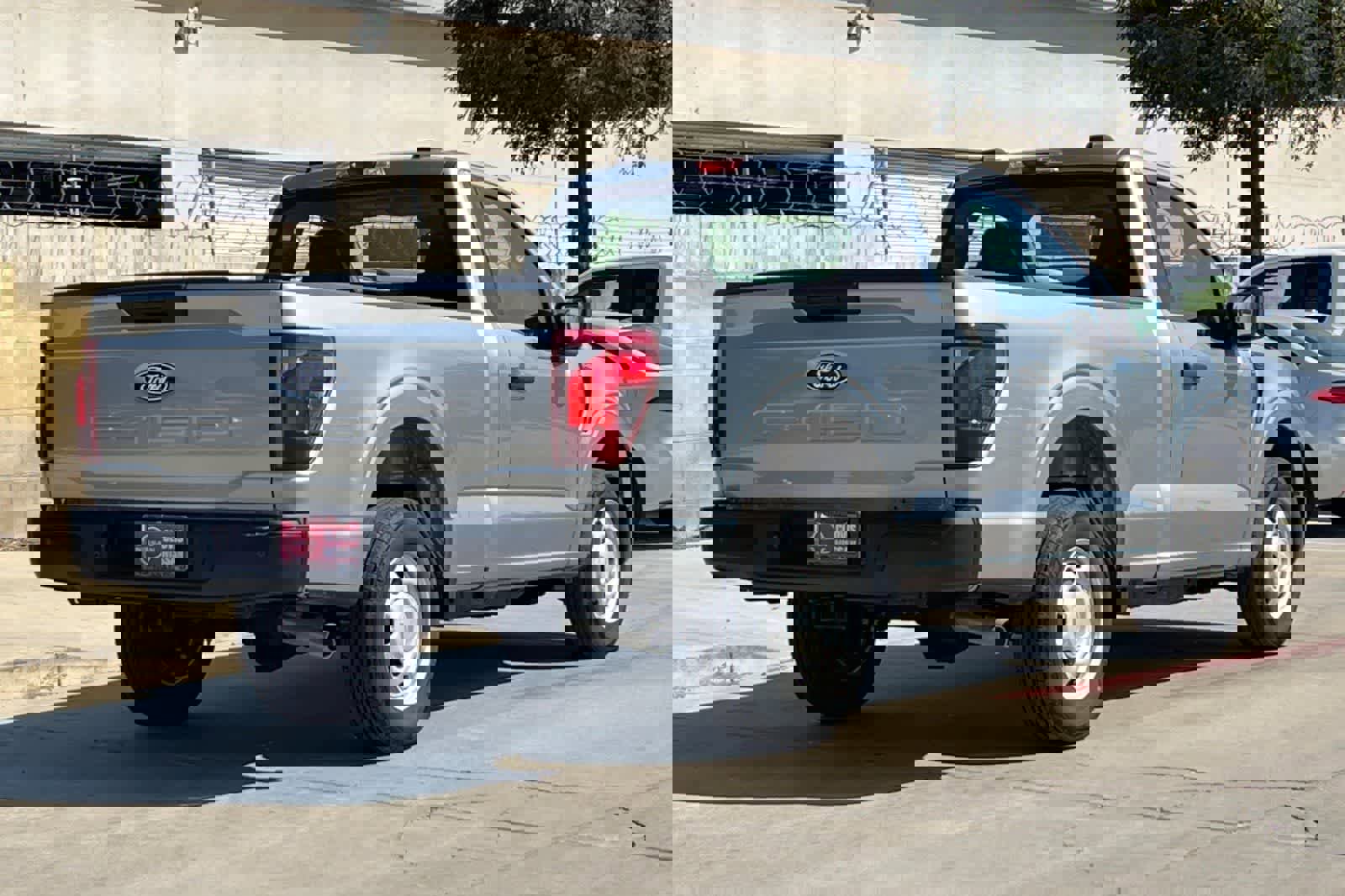 Used 2024 Ford F150 XL image 3