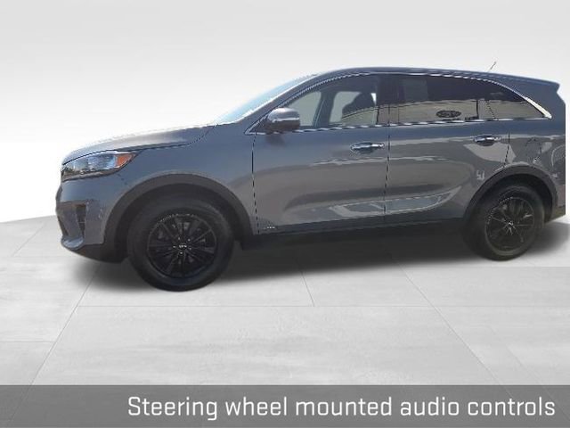 Used 2020 Kia Sorento LX image 12