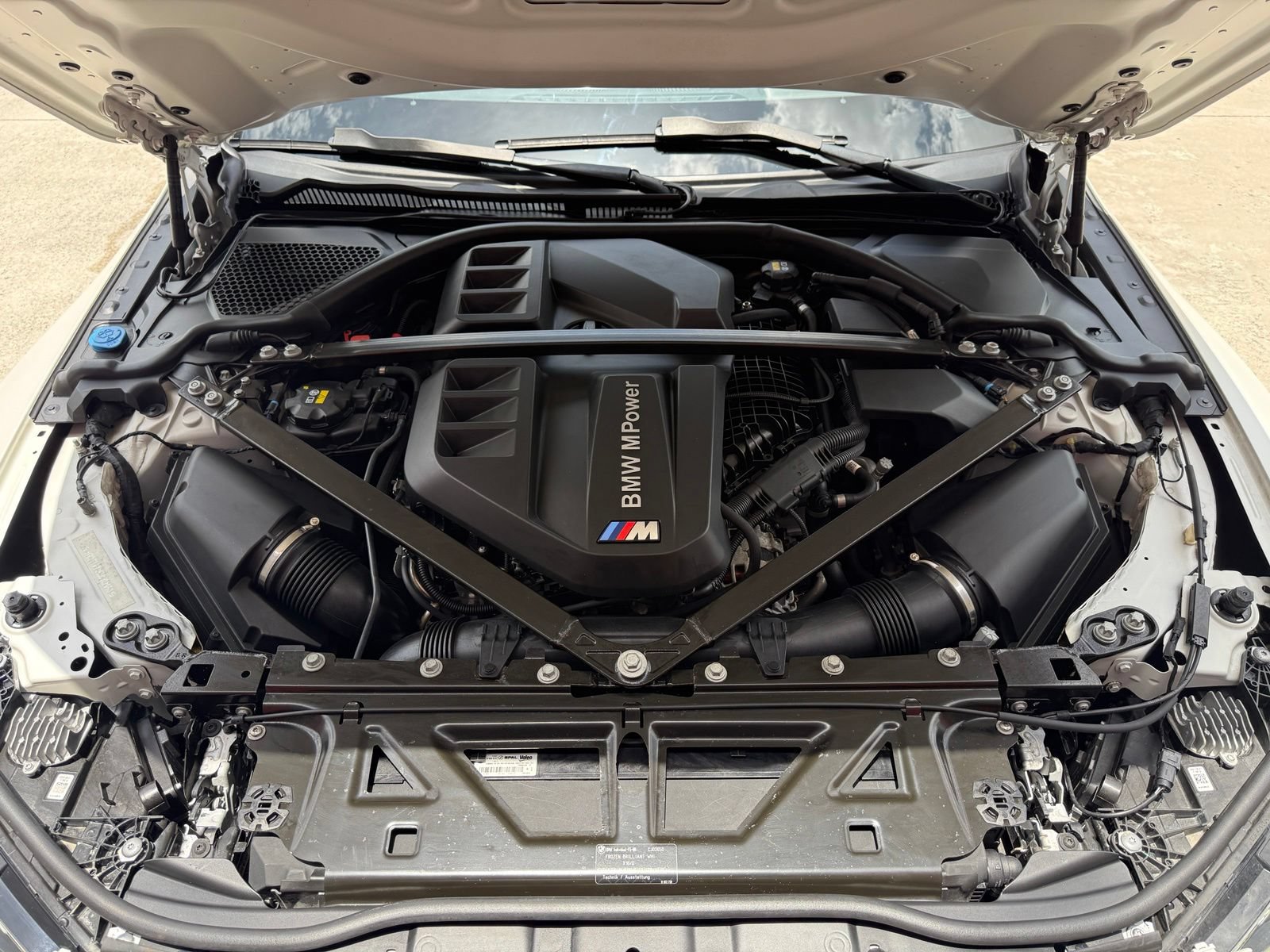 Used 2022 BMW M4 Competition w/ M Carbon Exterior Package RWD image 39