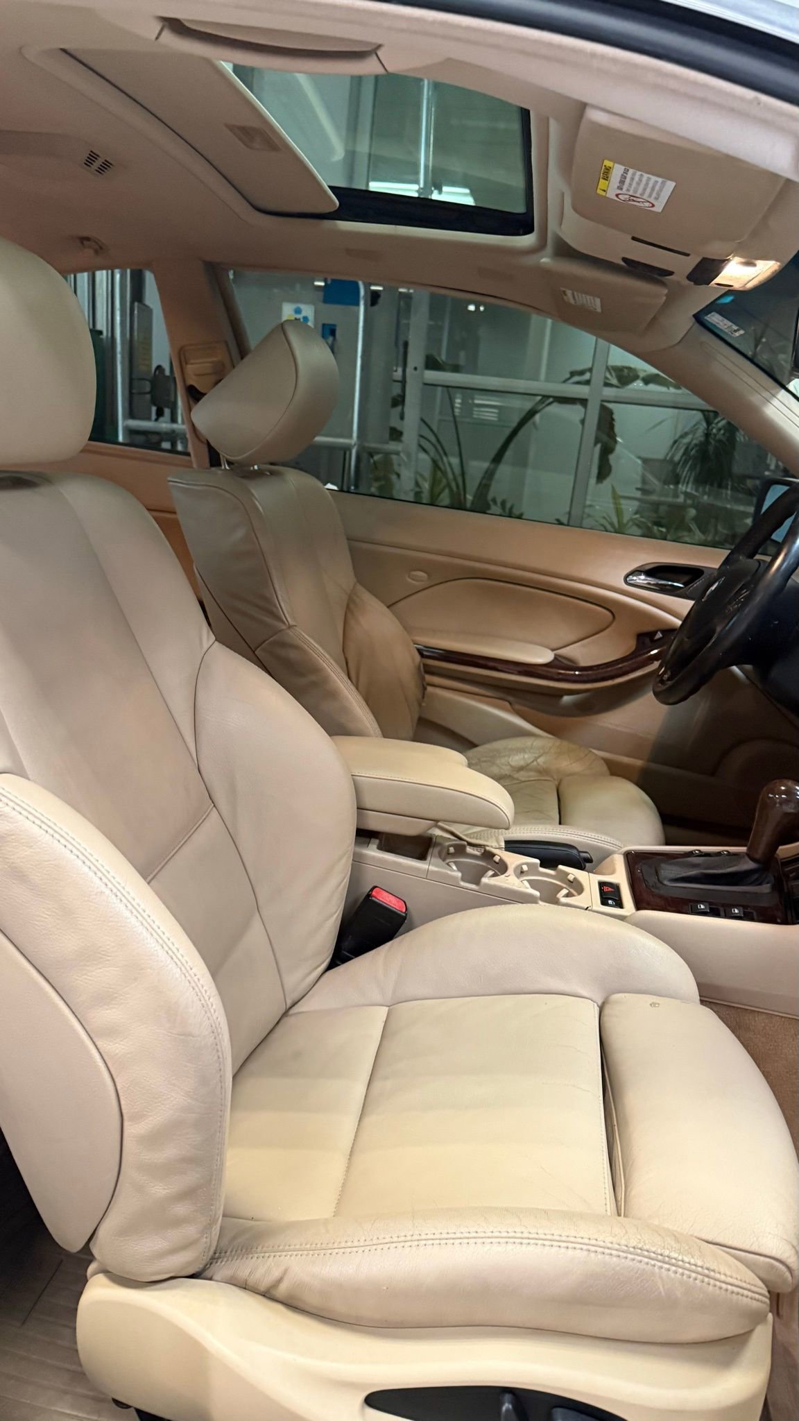 Used 2004 BMW 325Ci Coupe image 9