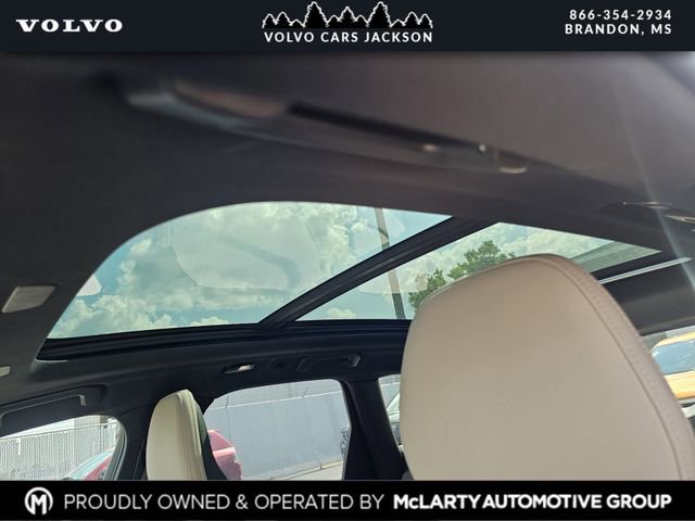 New 2026 Volvo XC60 B5 Plus w/ Protection Package Premier image 20