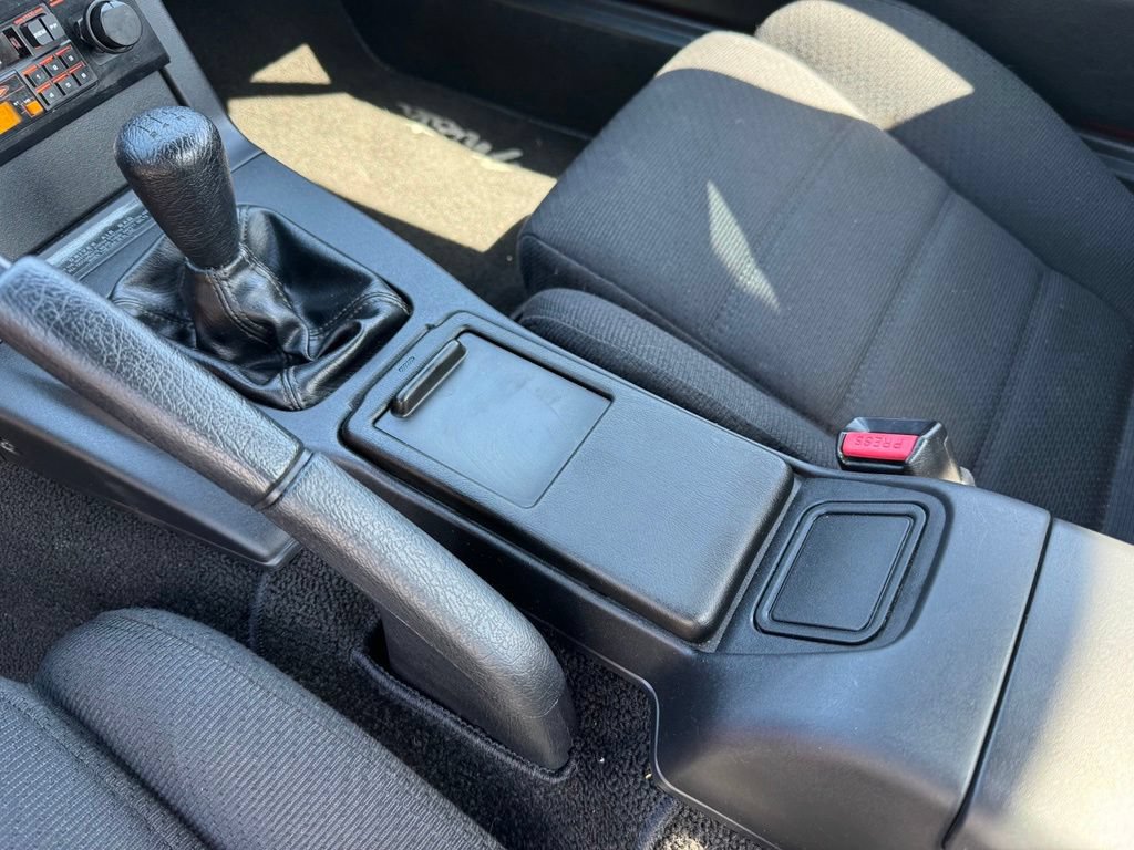 Used 1990 MAZDA MX-5 Miata RWD image 21