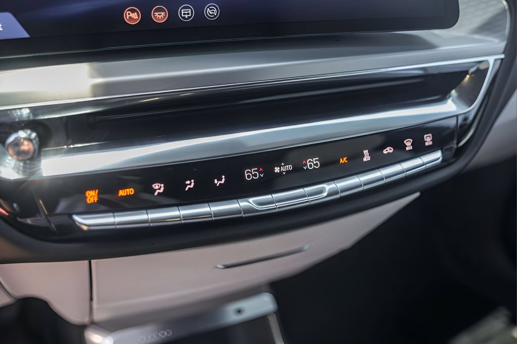 Certified 2024 Cadillac Lyriq Sport AWD/4WD image 16