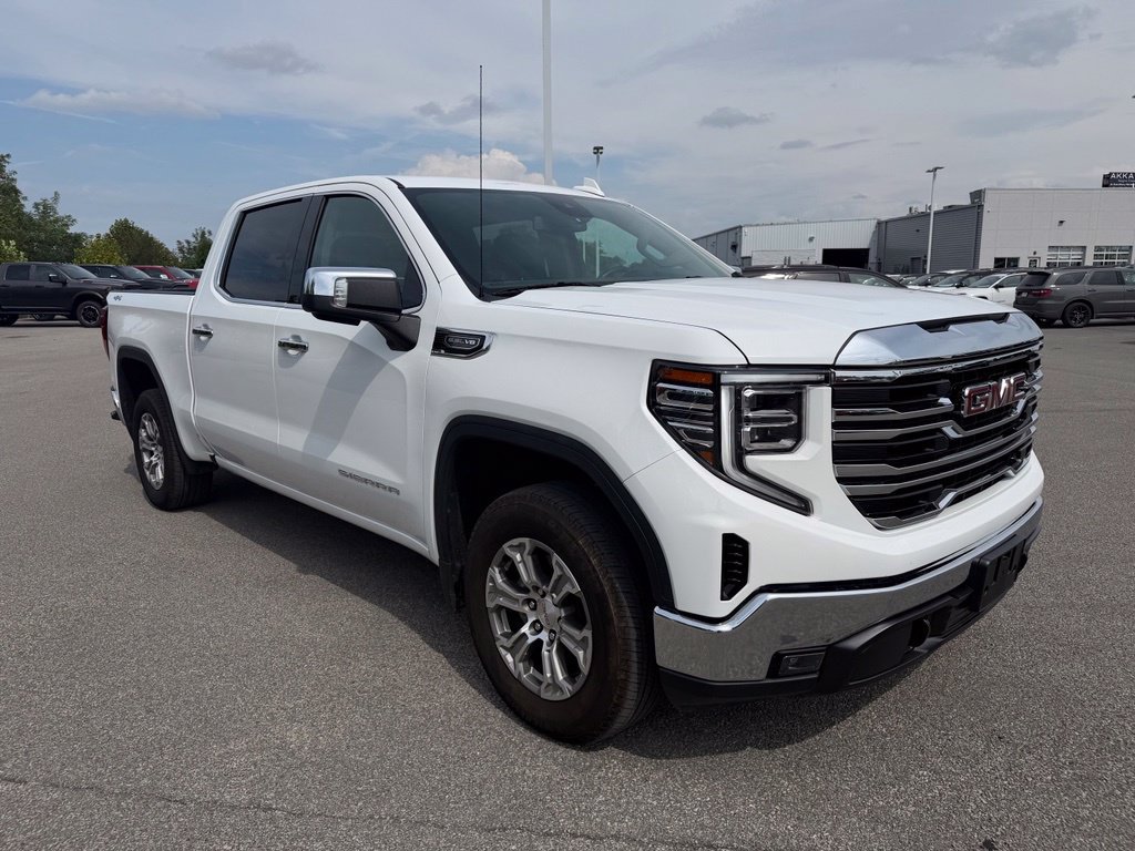 Used 2025 GMC Sierra 1500 SLT AWD/4WD image 7