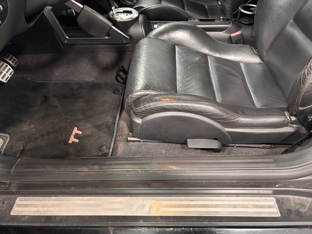 Used 2004 Audi TT 3.2 image 10