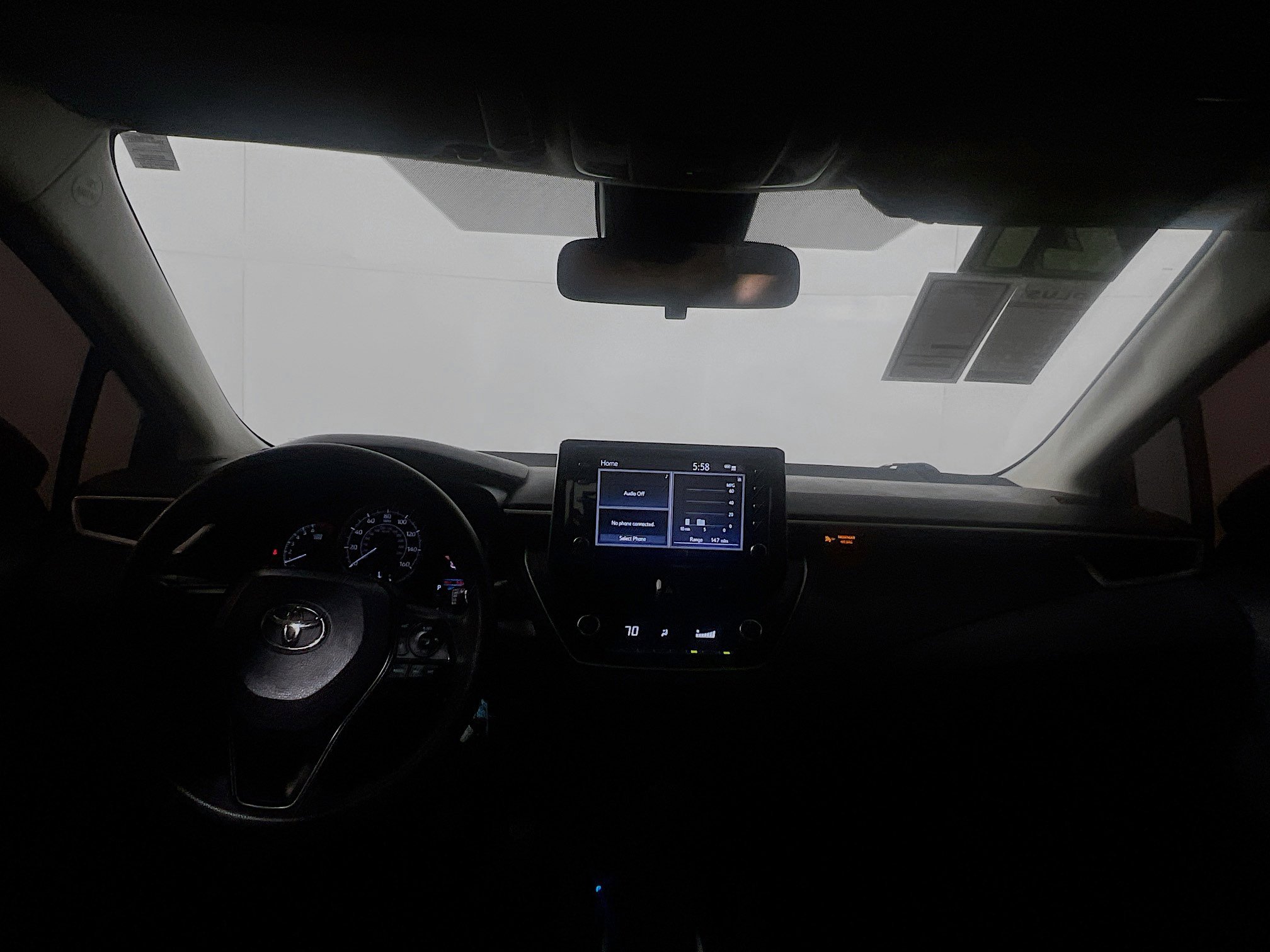 Used 2021 Toyota Corolla LE FWD image 29