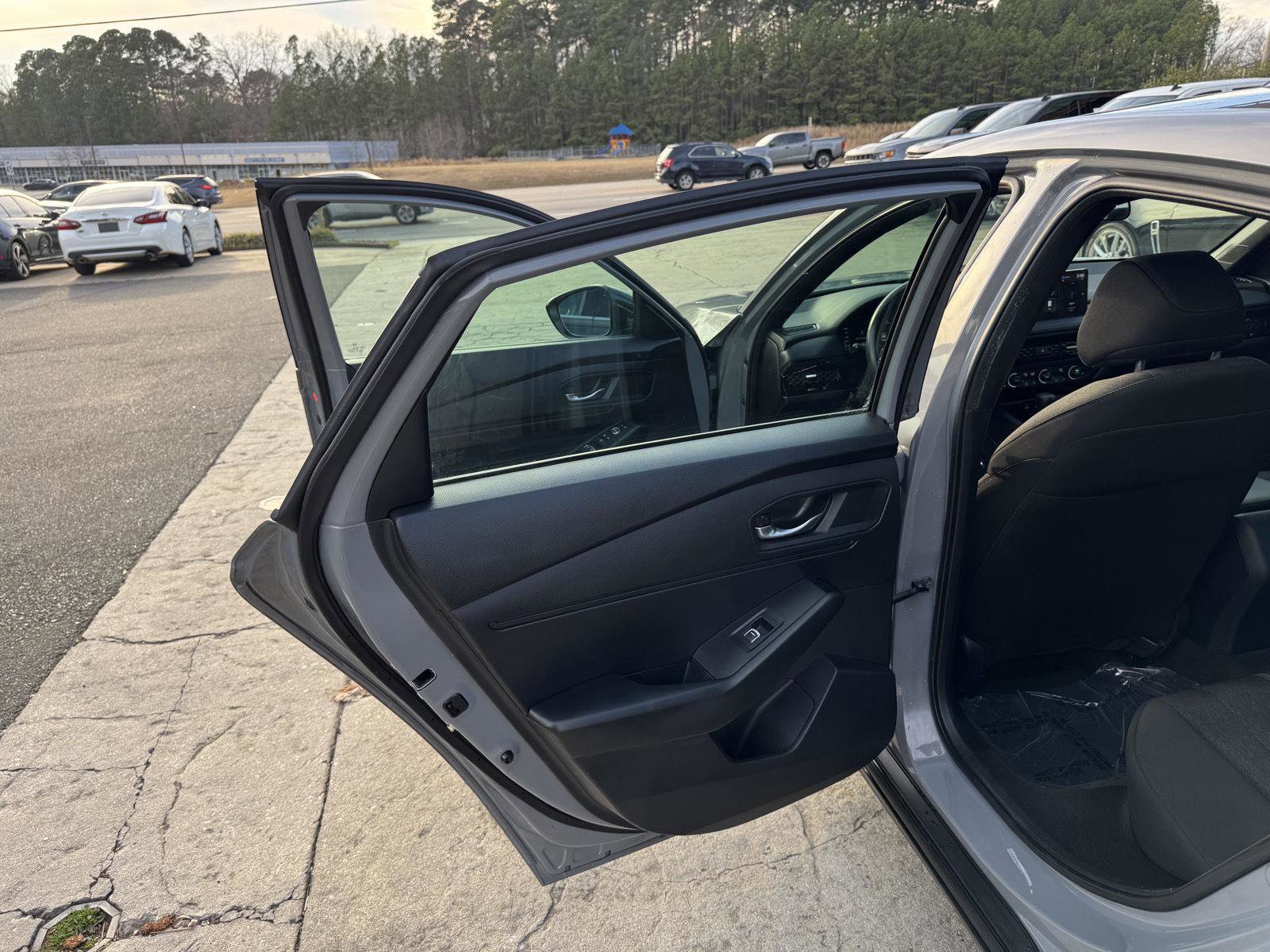 Used 2024 Honda Accord Sport image 8