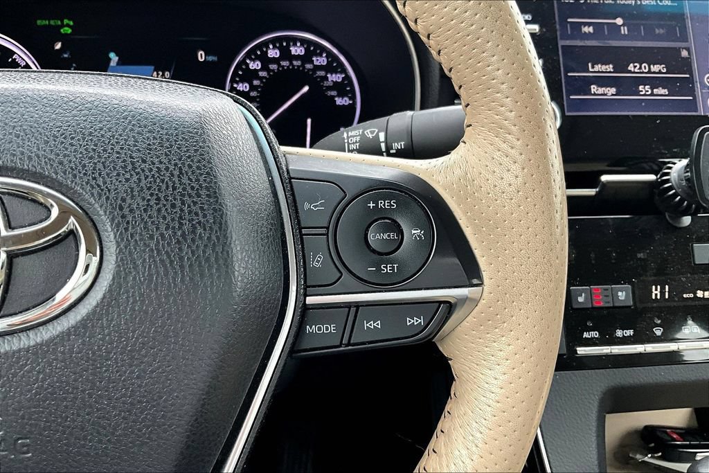 Used 2019 Toyota Avalon Limited w/ Advanced Safety Package FWD image 12