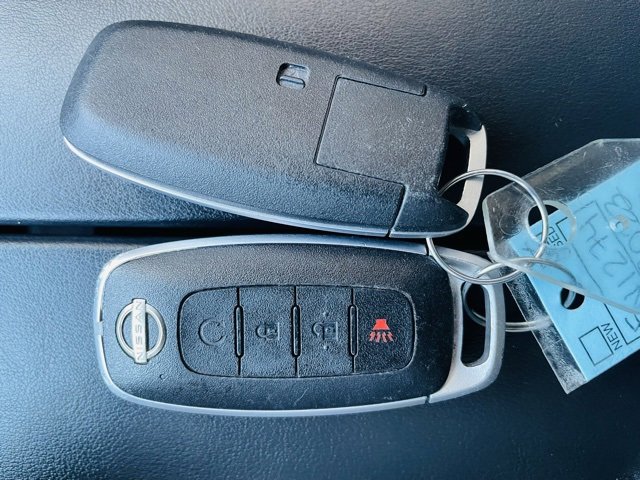 Certified 2023 Nissan Rogue SV image 16