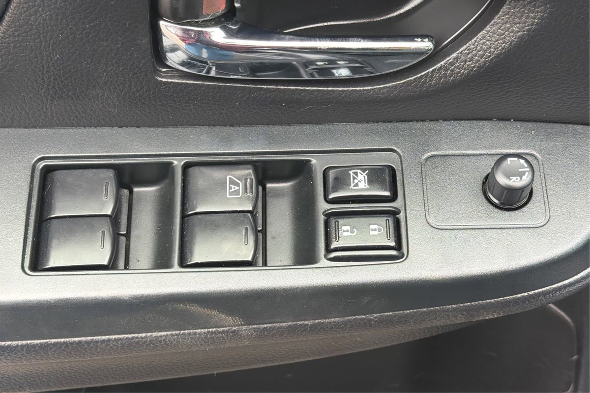 Used 2014 Subaru Crosstrek 2.0i Limited image 36