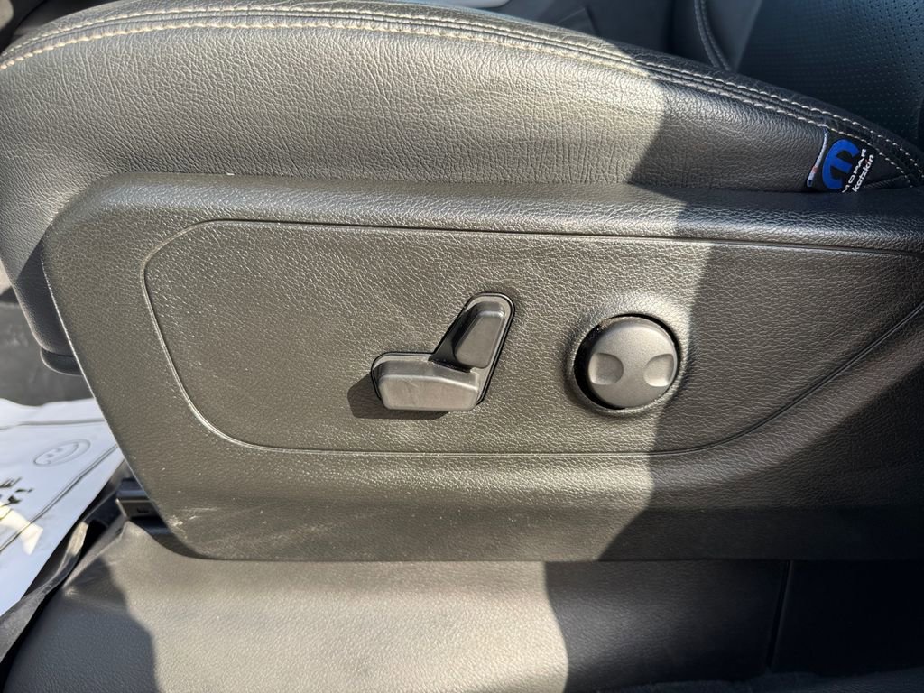 Used 2025 RAM 1500 Big Horn image 25