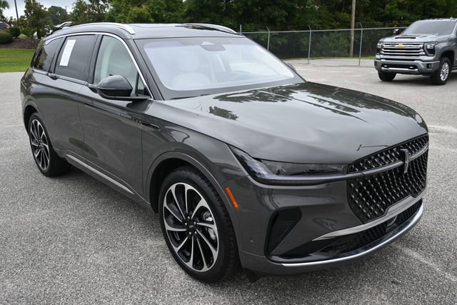 Used 2024 Lincoln Nautilus Black Label image 7