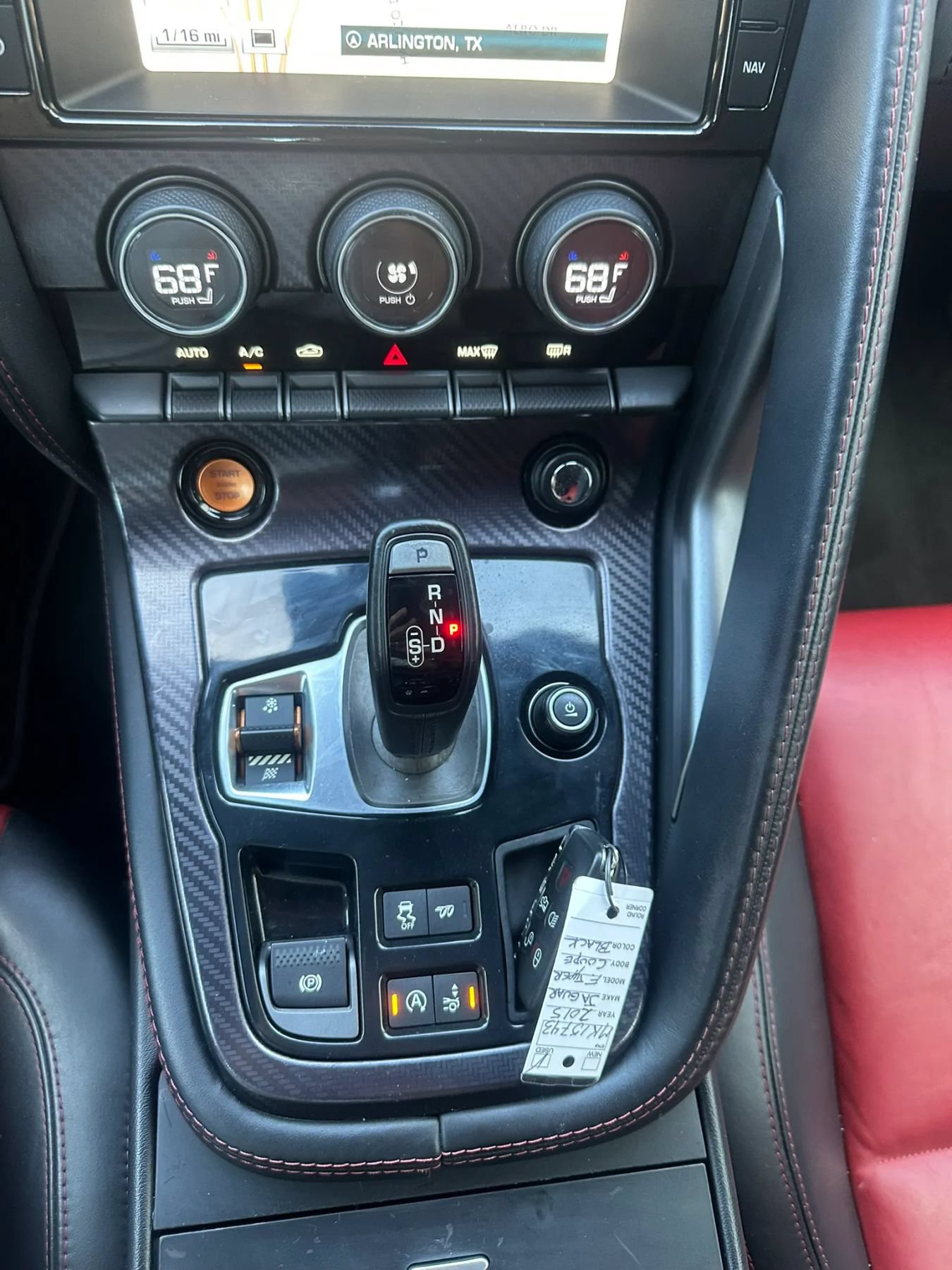 Used 2015 Jaguar F-TYPE R RWD image 31