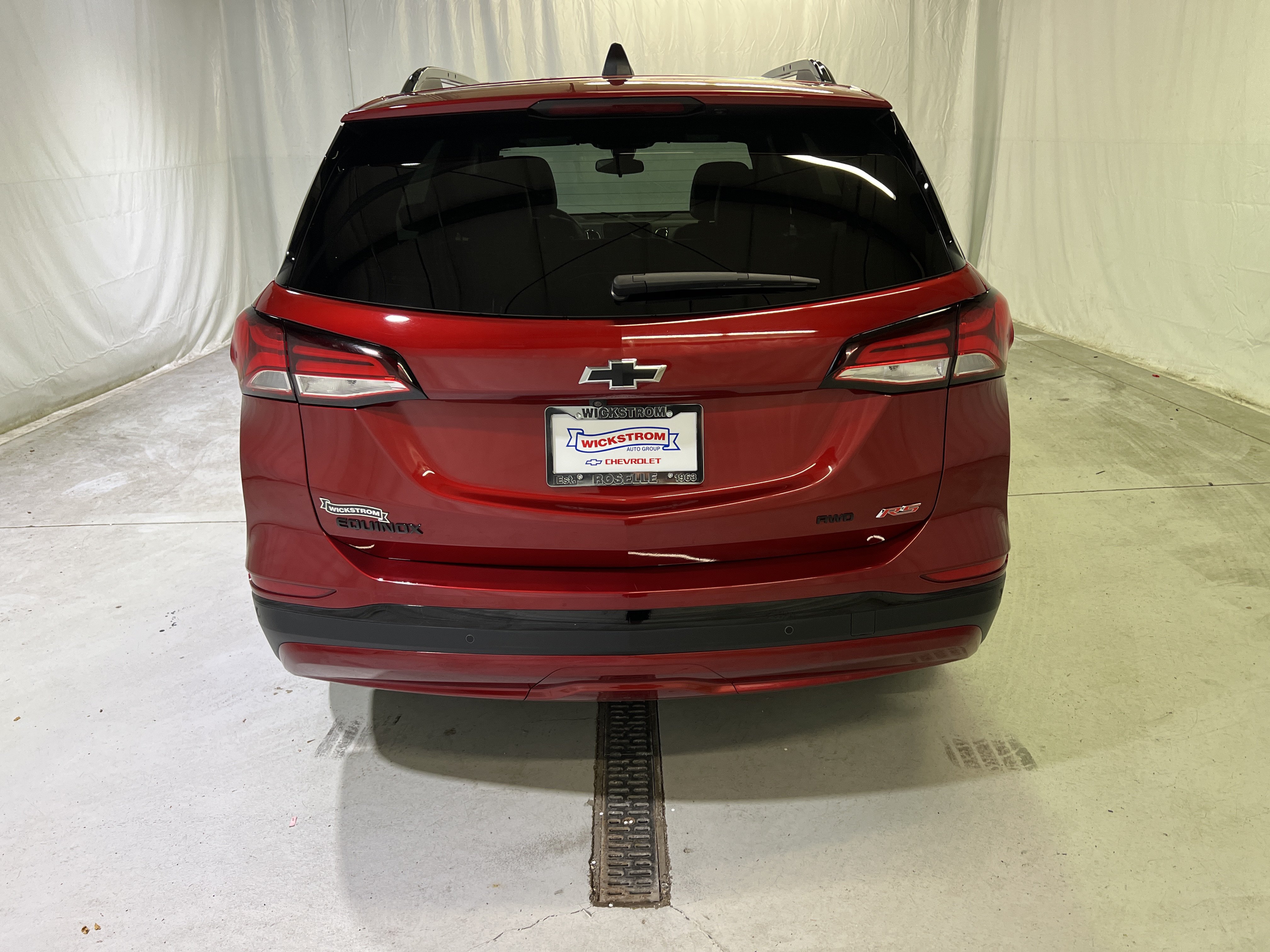 Certified 2024 Chevrolet Equinox RS w/ RS Leather Package AWD/4WD image 9