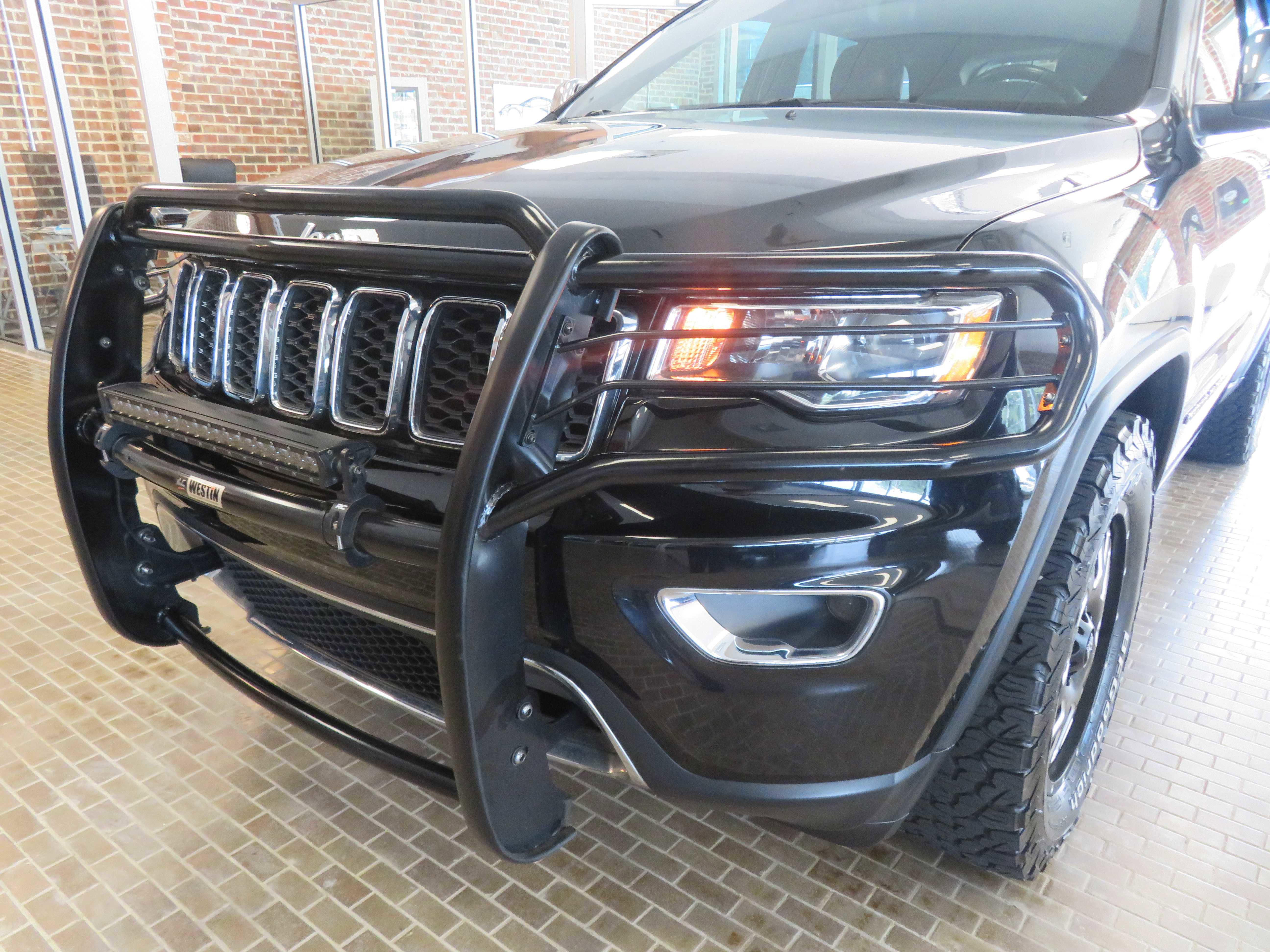 Used 2020 Jeep Grand Cherokee Limited w/ Trailer Tow Group IV image 59
