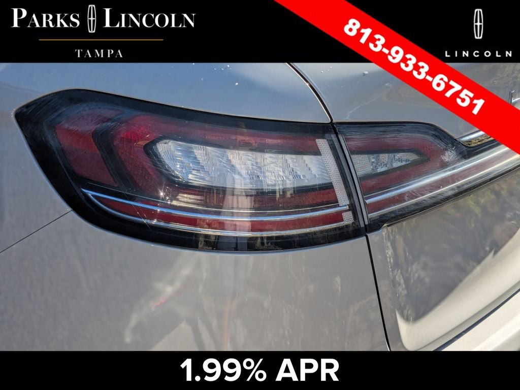 Used 2023 Lincoln Nautilus FWD w/ Premium Package image 14