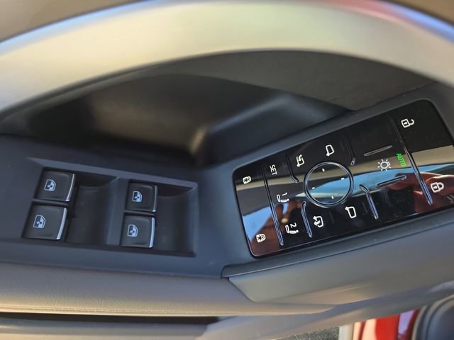 Used 2025 Audi Q5 Premium w/ Convenience Package AWD/4WD image 31