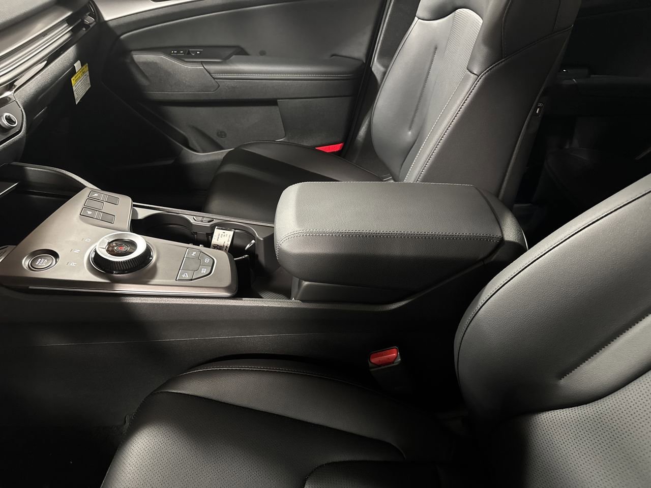 New 2026 Kia Sportage EX image 25