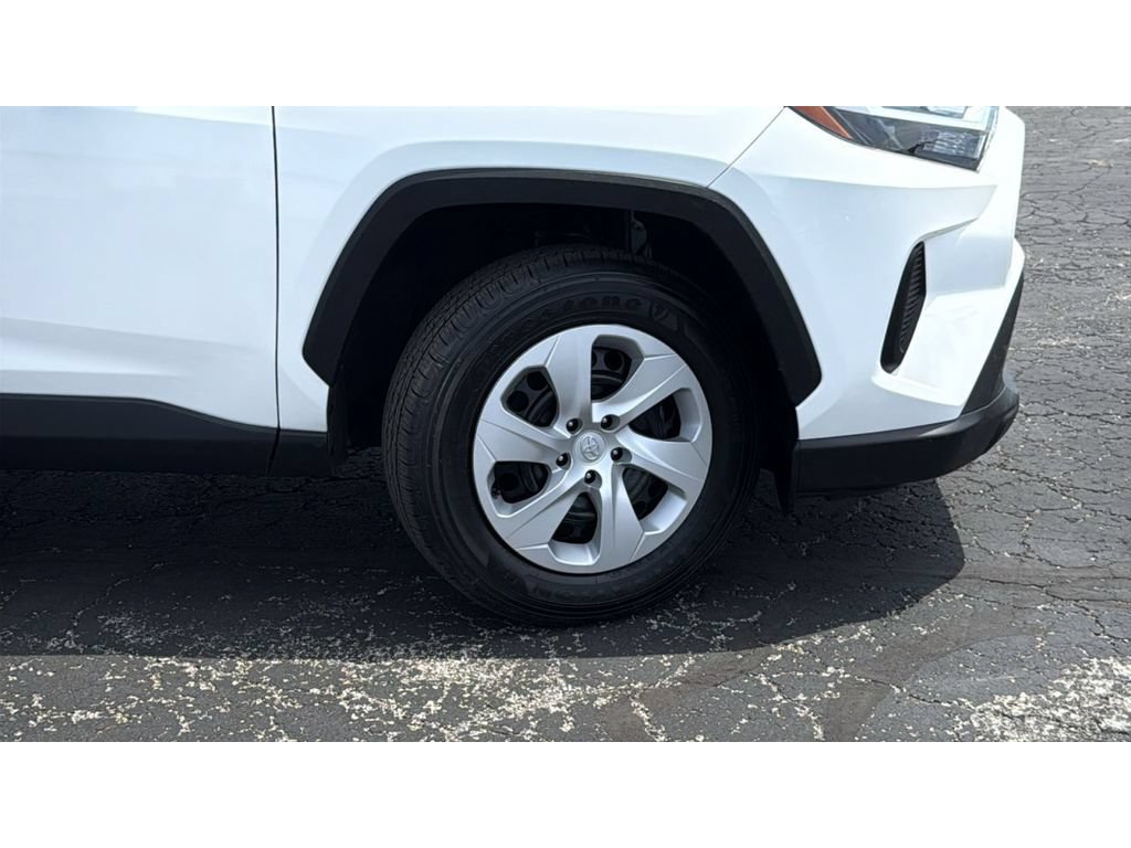 Certified 2025 Toyota RAV4 LE AWD/4WD image 11
