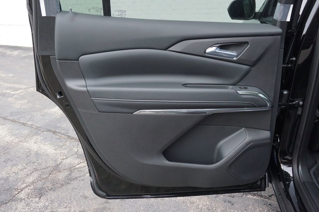 New 2026 Chevrolet Traverse LT image 22