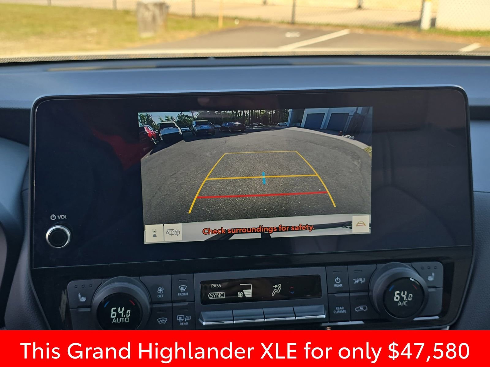 Used 2025 Toyota Grand Highlander AWD image 33