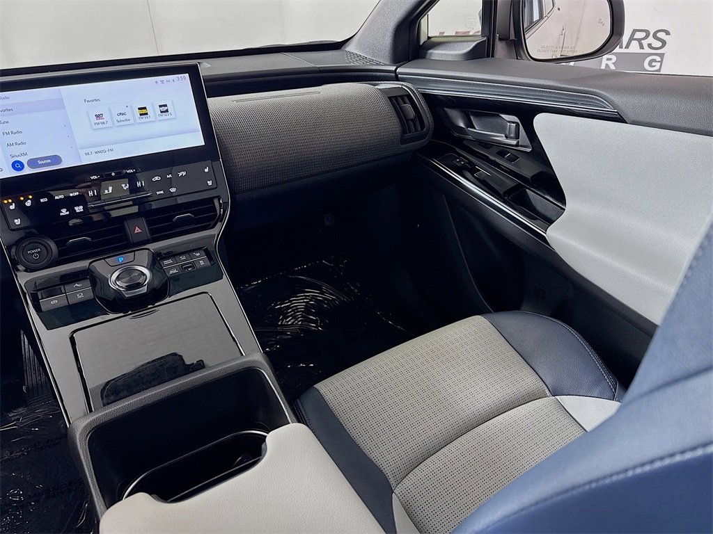 Used 2023 Subaru Solterra AWD image 25