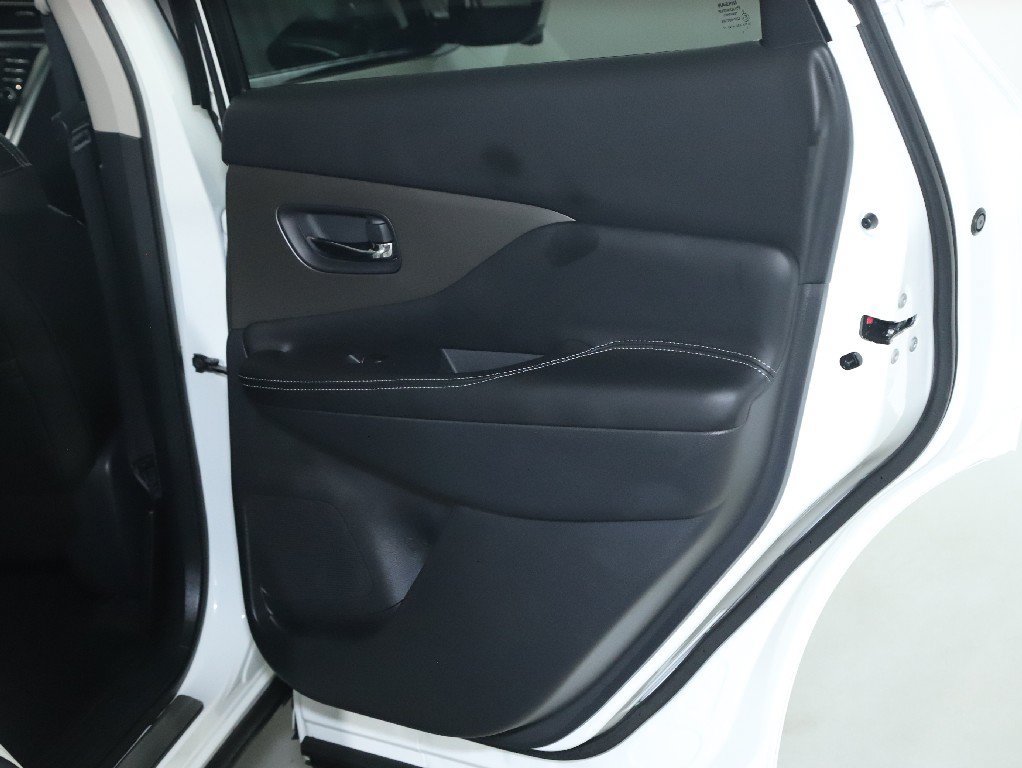 Certified 2023 Nissan Murano SL w/ SL Moonroof Package AWD/4WD image 35